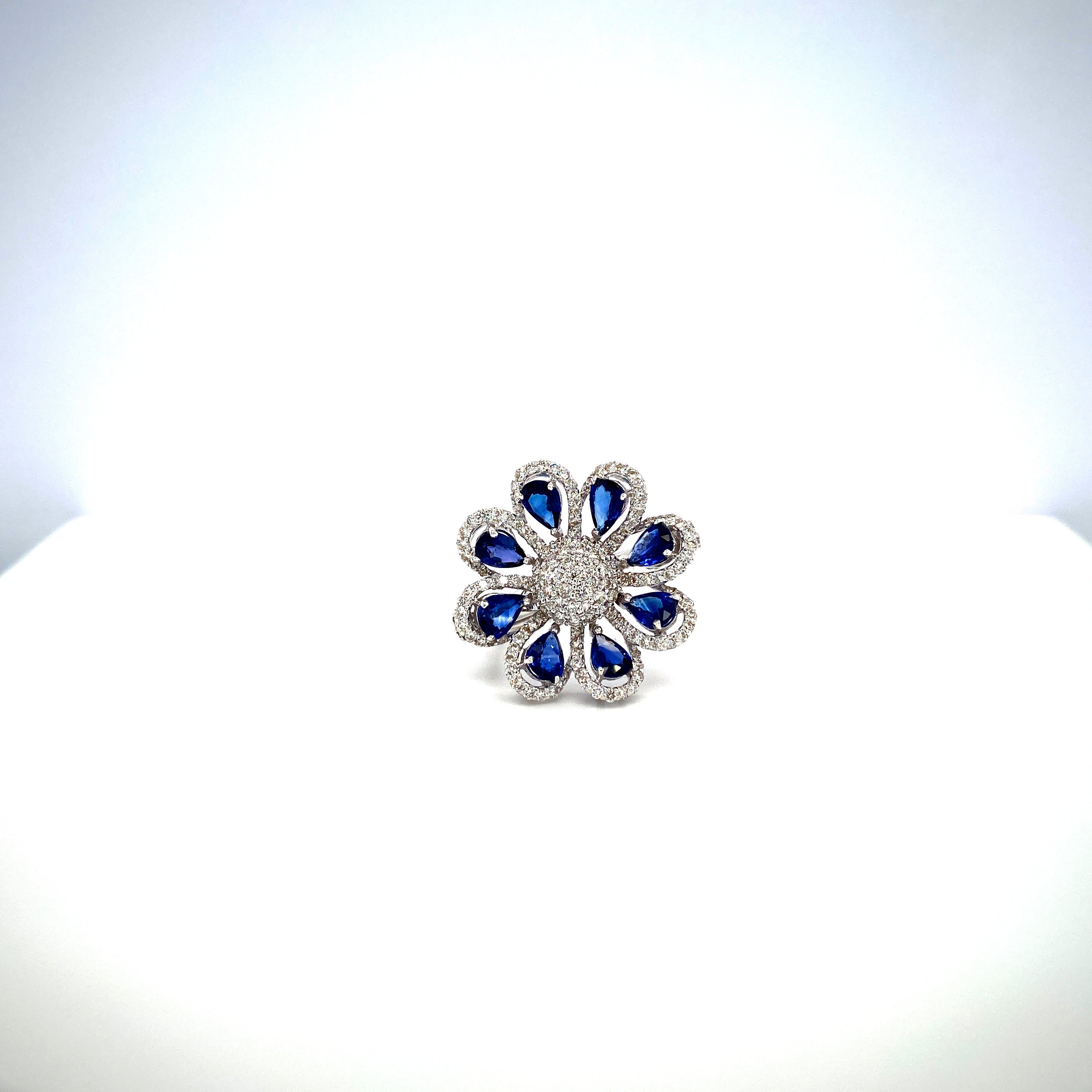 Sapphire and Diamond Ring in 18K White Gold - KGR 16575